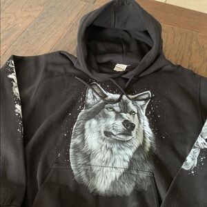 WOLF HOODIE